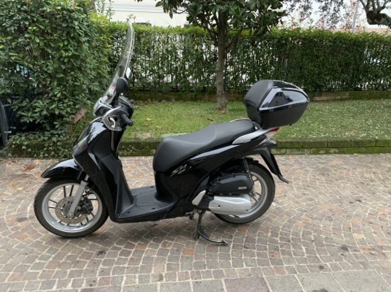 Honda SH 125 Abs- Start-Stop Occasione Garantita Anno 2013 Km 23000