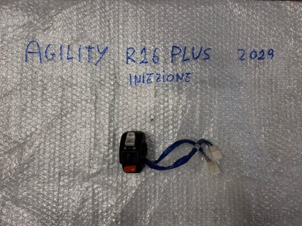 Devioluci Commutatore Frecce Sinistro Agility 50-125-150 Ruota 16 COMPLETO ORIGINALE KYMCO AGILITY 50-125-150 PLUS CODICE 00152643 , PERFETTO, USATA