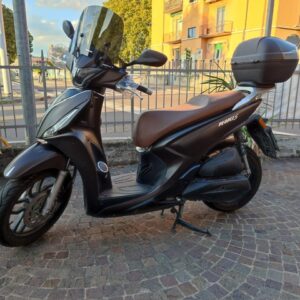 Kymco People S  150 cc colore Marrone Opaco anno immatricolazioni 2018  perfetto usato pochissimo perfetto appena 16000 Km, usato