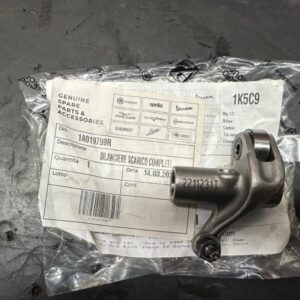 BILANCIERE SCARICO PIAGGIO VESPA LX LVX PRIMAVERA 125-LIBERTY 125 I JET 2022 CODICE 1A019799R , NUOVO